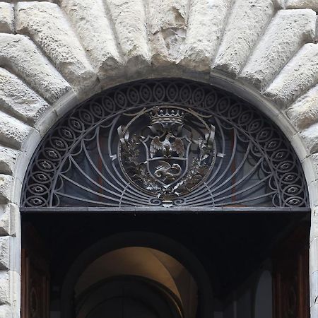 Apt. Melograno - Pauline Suites, Palazzo Borghese Firenze Kültér fotó